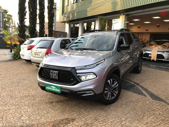 FIAT TORO 1.3 TURBO 270 FLEX FREEDOM AT6 FIAT TORO 1.3 TURBO 270 FLEX FREEDOM AT6